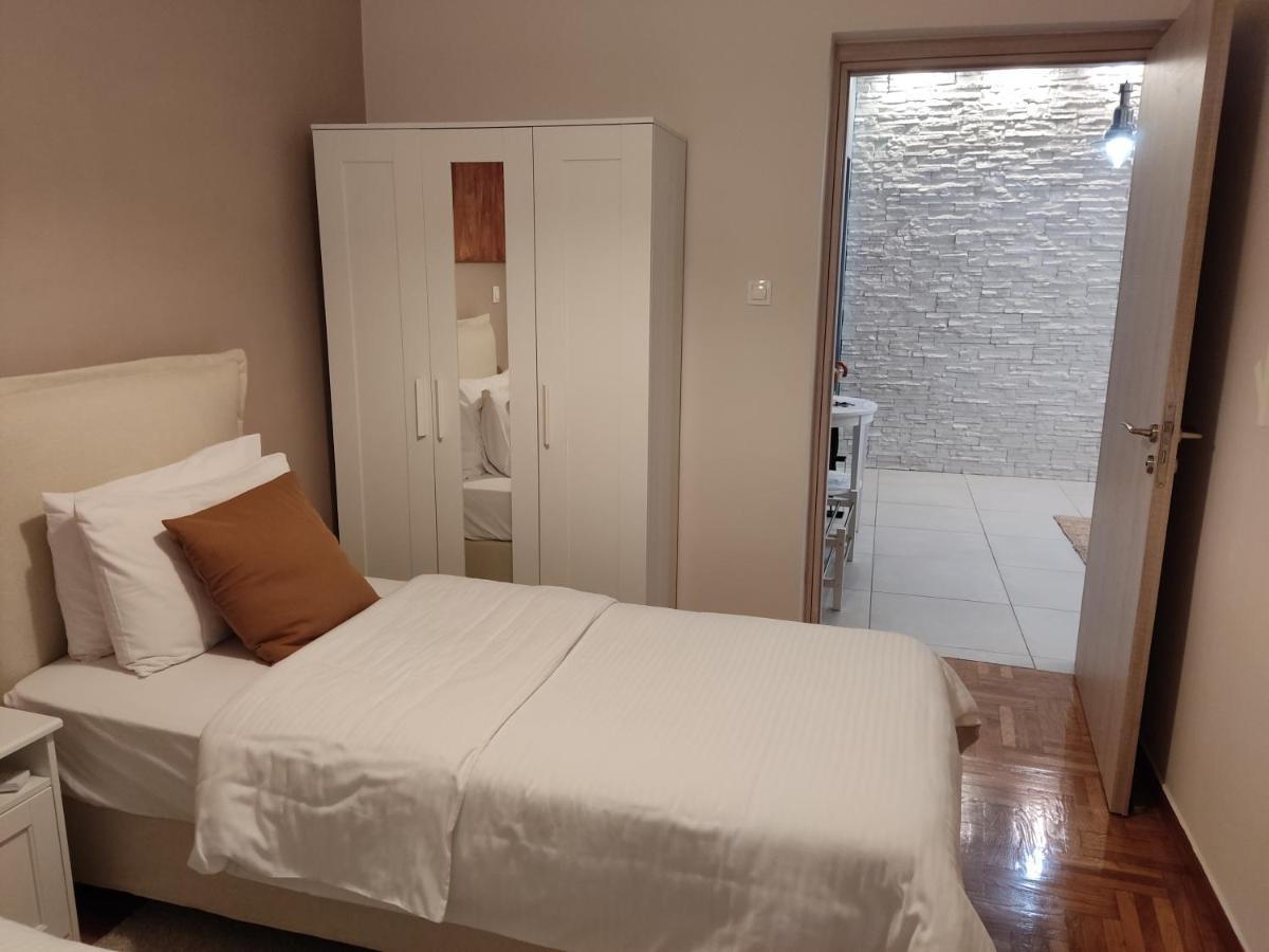 Central & Comfortable, 70M² Apt In Neos Kosmos 아테네 외부 사진